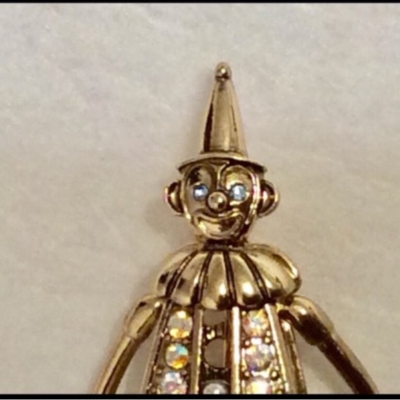 UNBRANDED Faux PEARL And RHINESTONE Clown BROOCH With MOVABLE Arms And Legs - Picture 3 of 11
